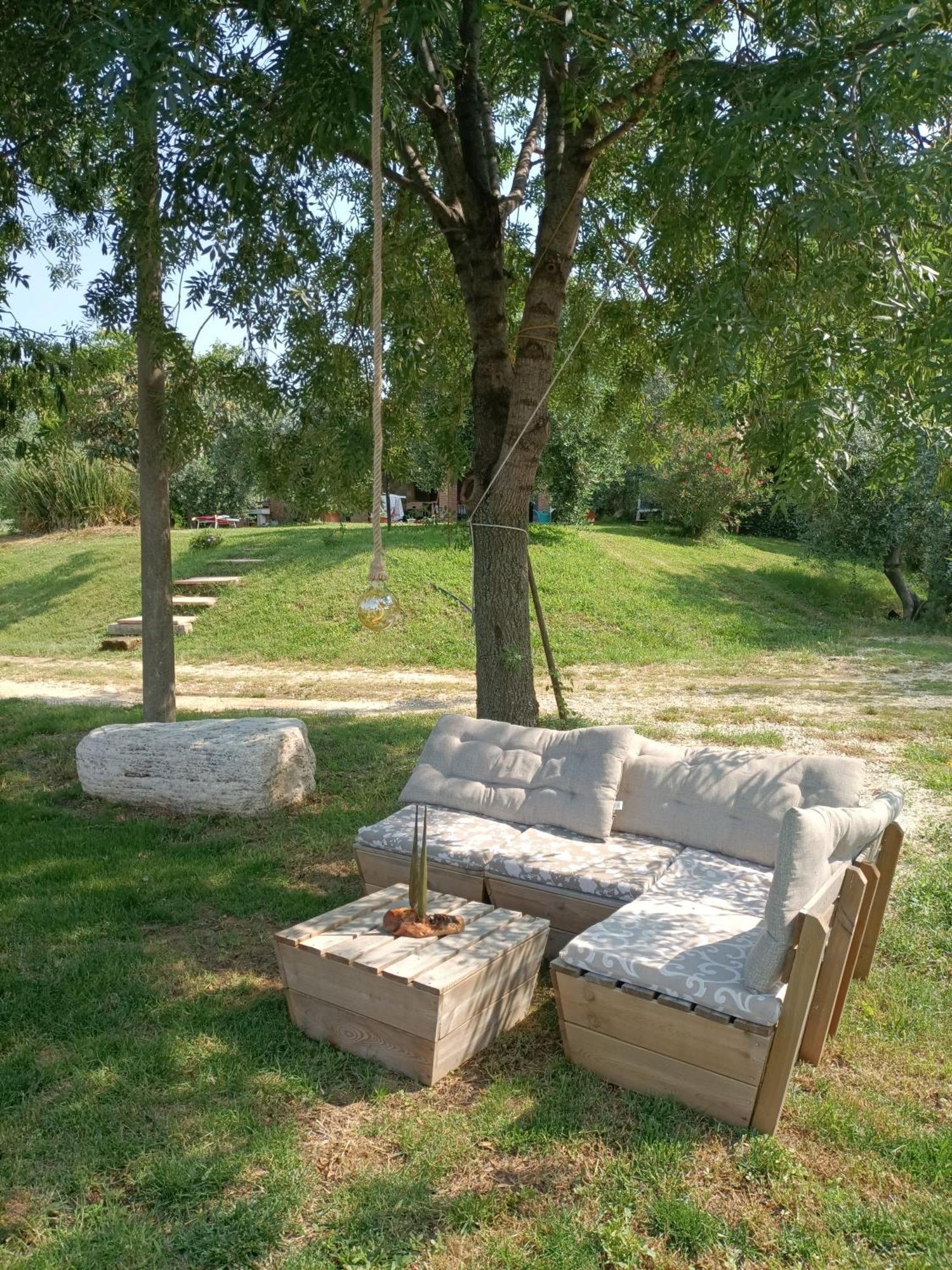 Agriturismo La Valle Degli Ulivi Semproniano Kültér fotó