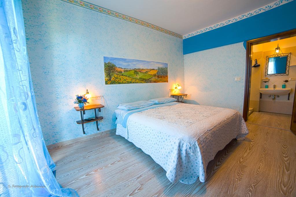 Agriturismo La Valle Degli Ulivi Semproniano Kültér fotó