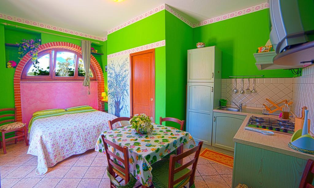 Agriturismo La Valle Degli Ulivi Semproniano Kültér fotó