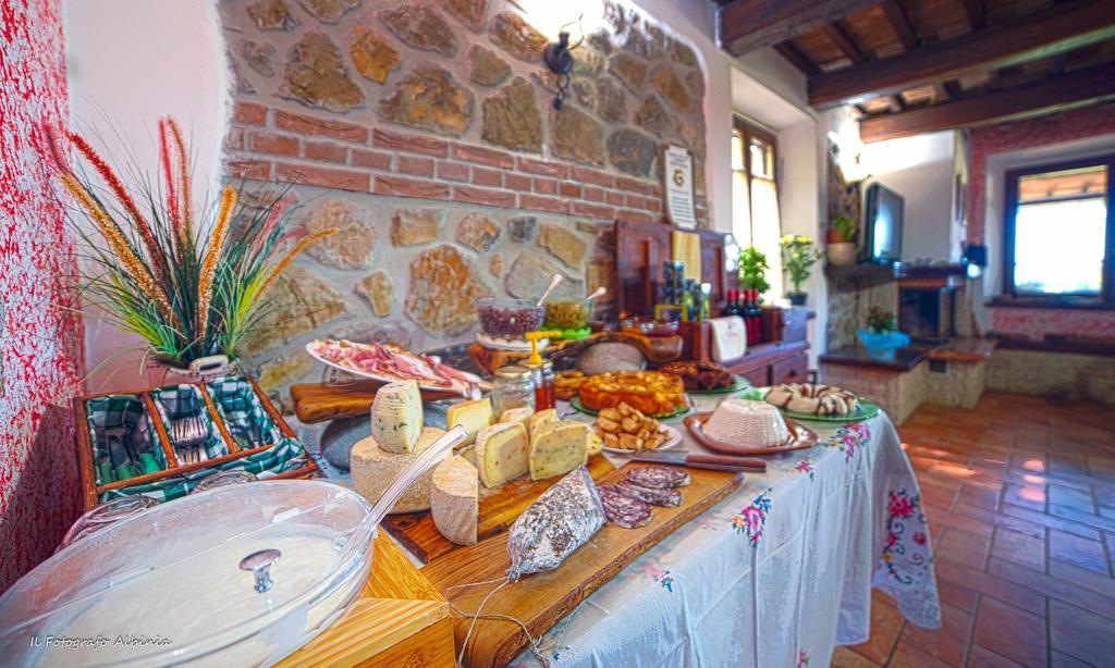 Agriturismo La Valle Degli Ulivi Semproniano Kültér fotó
