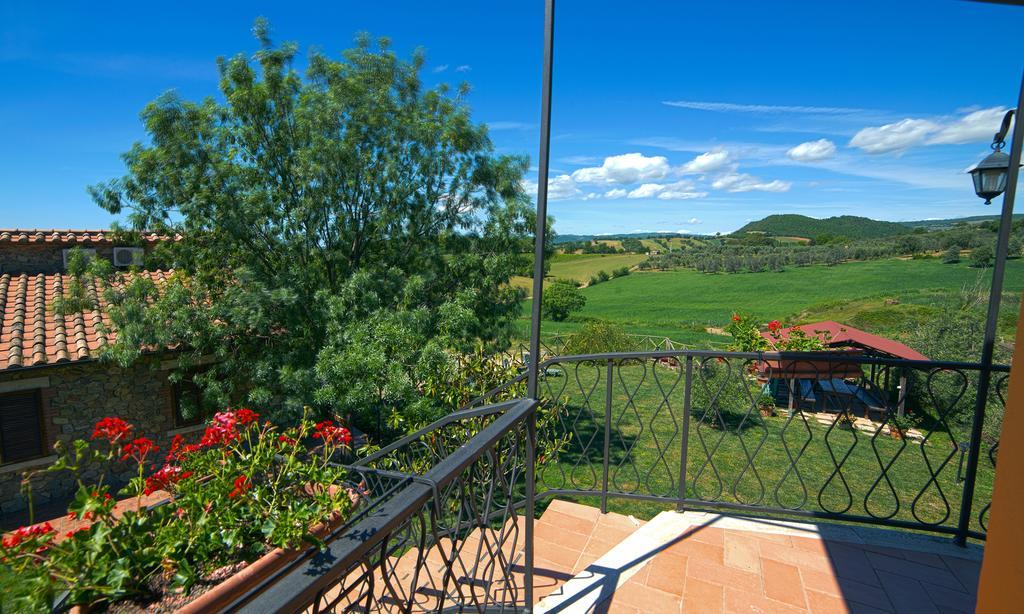 Agriturismo La Valle Degli Ulivi Semproniano Kültér fotó