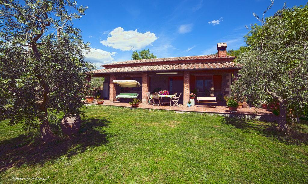 Agriturismo La Valle Degli Ulivi Semproniano Kültér fotó