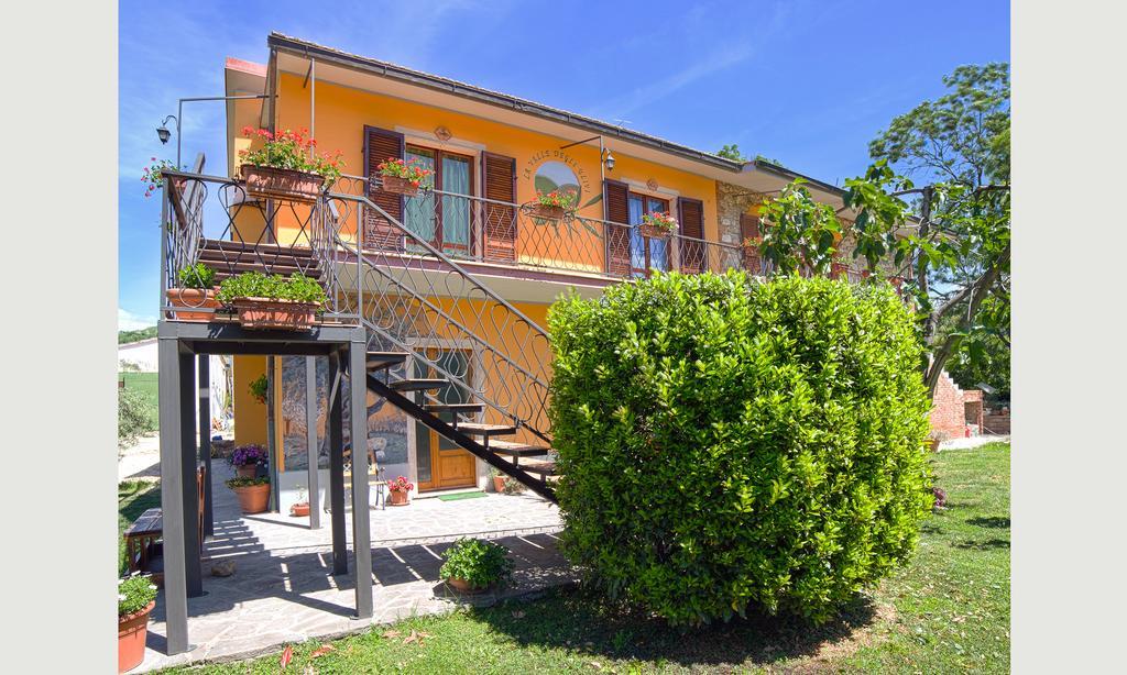 Agriturismo La Valle Degli Ulivi Semproniano Kültér fotó