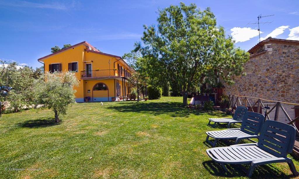 Agriturismo La Valle Degli Ulivi Semproniano Kültér fotó